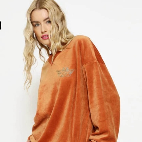 BOYS LIE HEARTBREAK GONE VIRAL VELOUR SWEATSHIRT - Picture 2 of 11